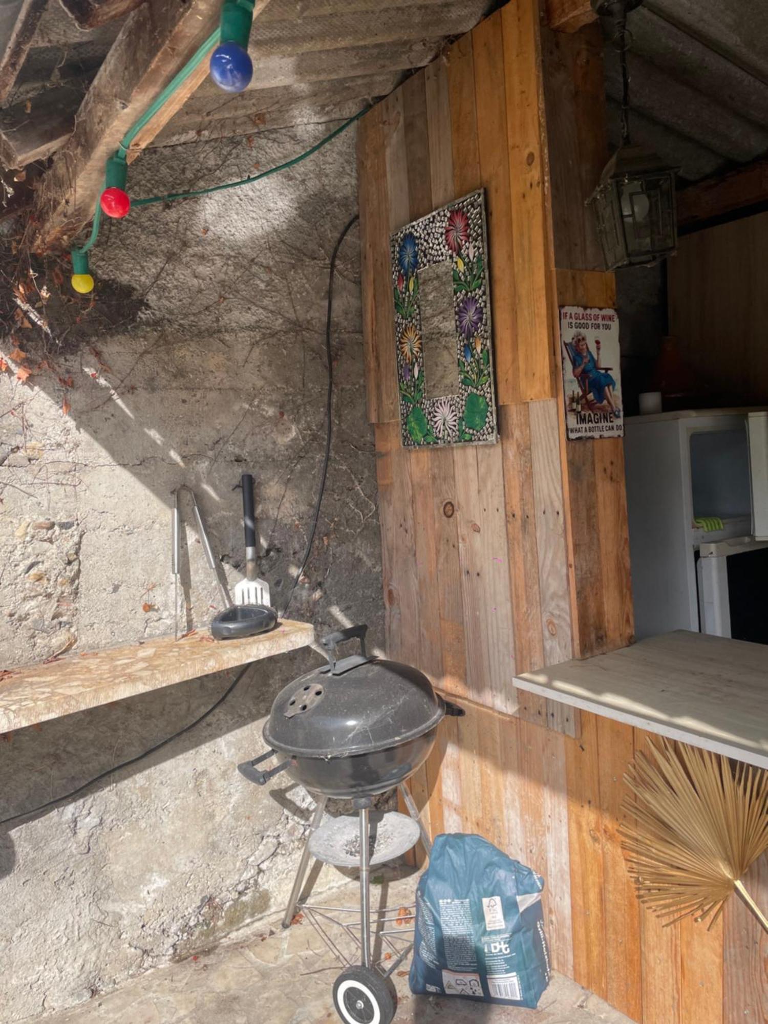 La Auarje: Appartement Avec Jardin & Terrasse Cierp Exterior photo